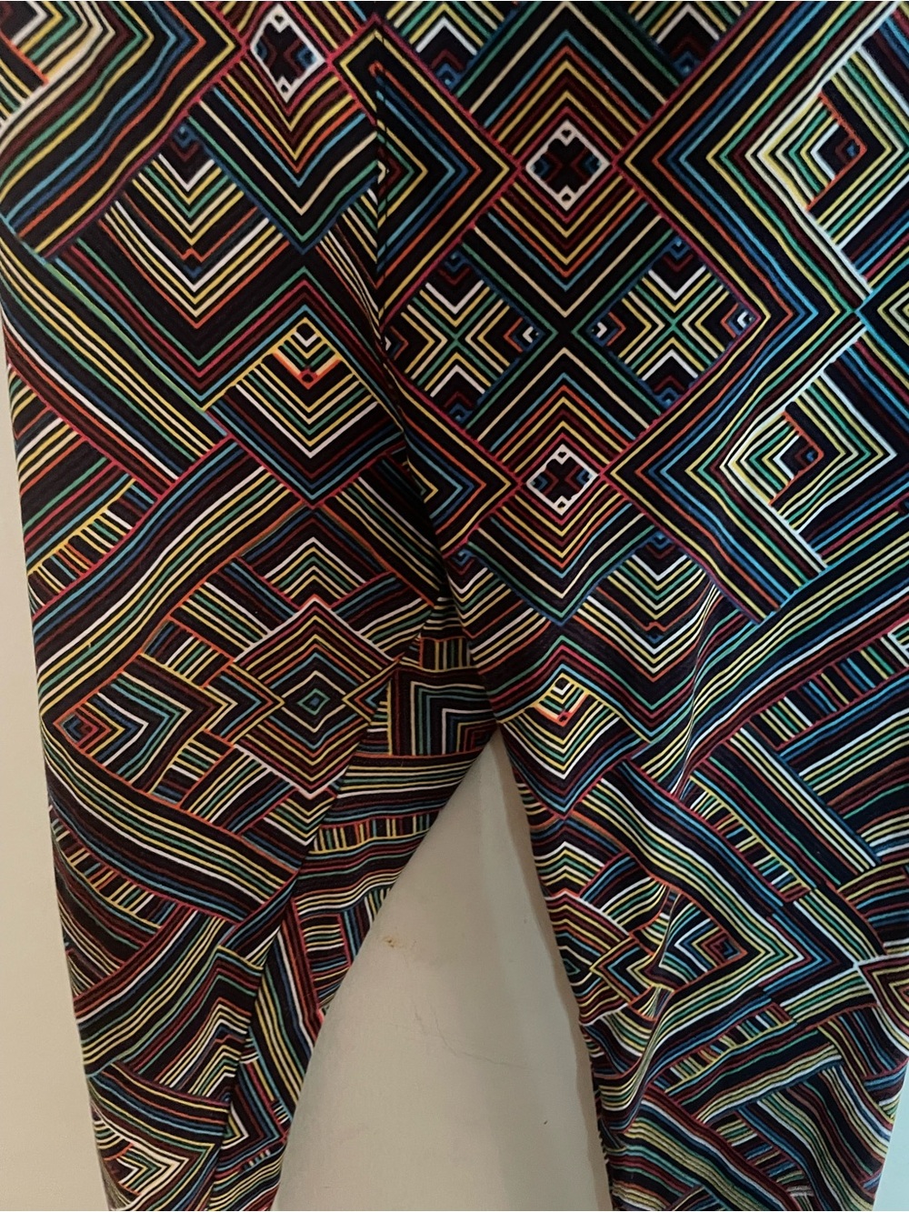 LuLaRoe Multi-Color Geometric Stripe Leggings